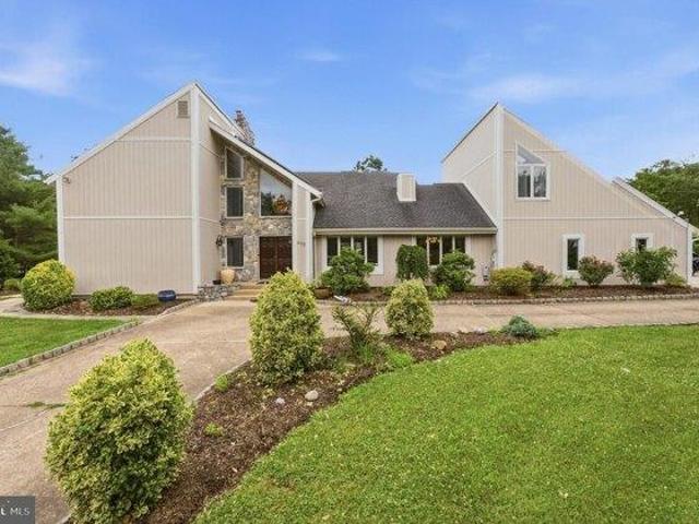 House for sale in Moorestown, New Jersey