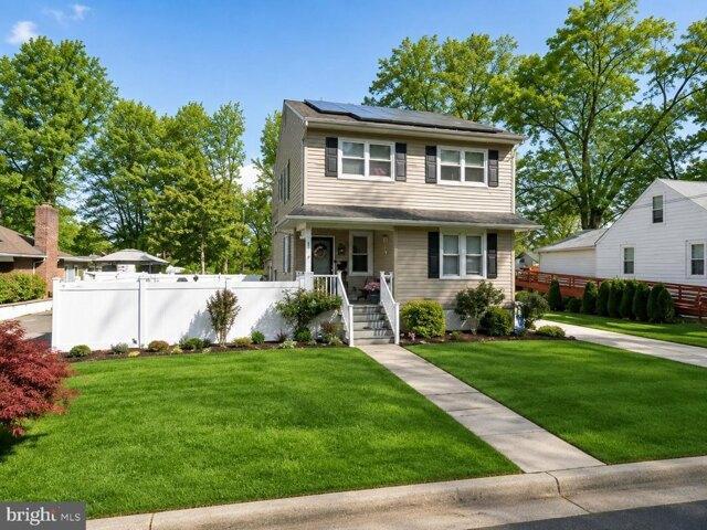 House for sale in Lenola, Moorestown Township