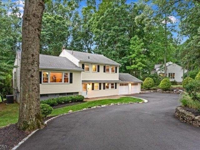 House for sale in Morris Plains, New Jersey