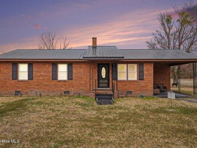 House for sale in Mount Olive, North Carolina