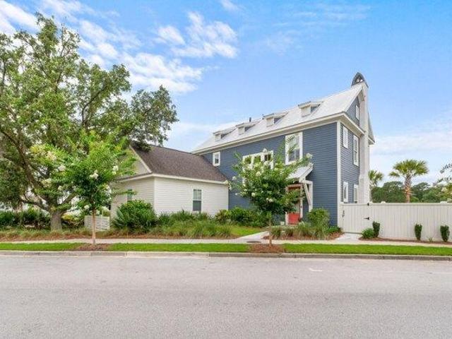 House for sale in Mount Pleasant, South Carolina