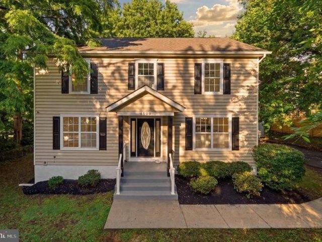 House for sale in Mount Rainier, Maryland