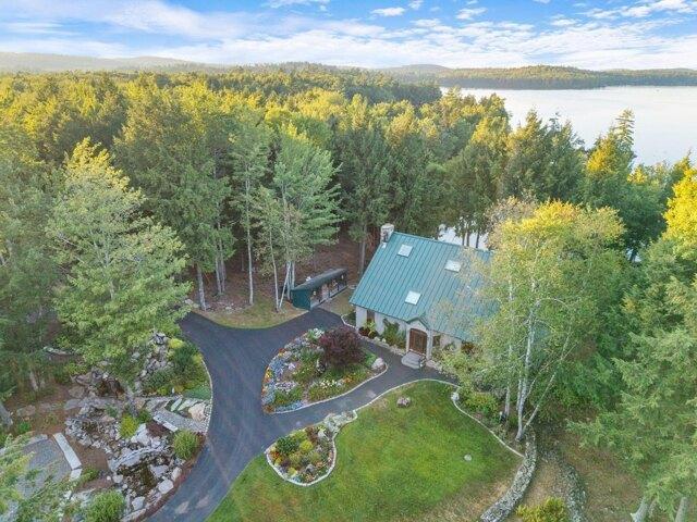 House for sale in Mount Vernon, Maine