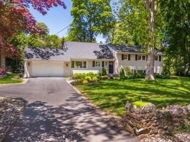 House for sale in Mountain Lakes, New Jersey