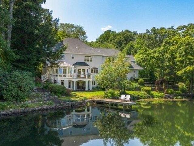 House for sale in Mountain Lakes, New Jersey