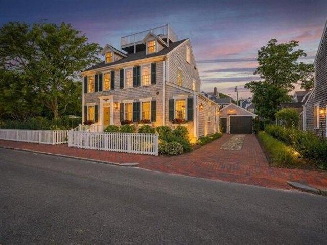 House for sale in Mikas Pond, Nantucket