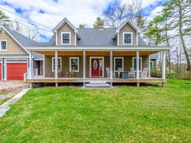 House for sale in Naples, Maine