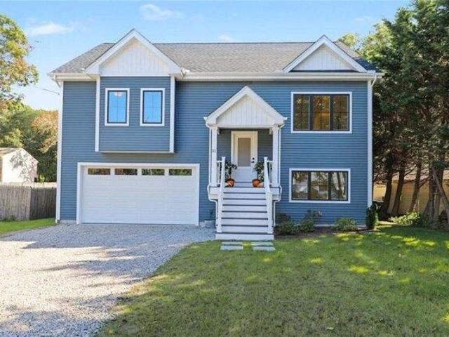 House for sale in Narragansett, South County