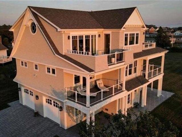 House for sale in Narragansett, Rhode Island