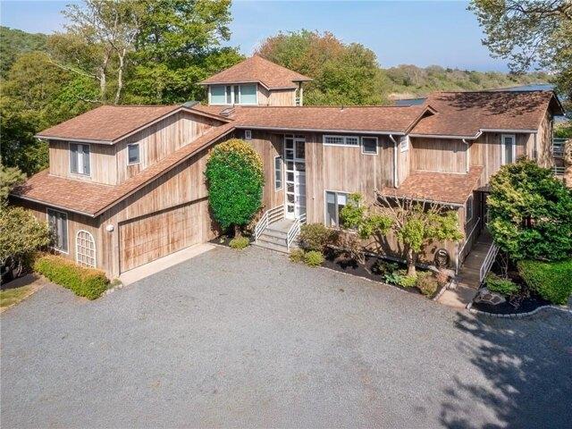 House for sale in Narragansett, Rhode Island