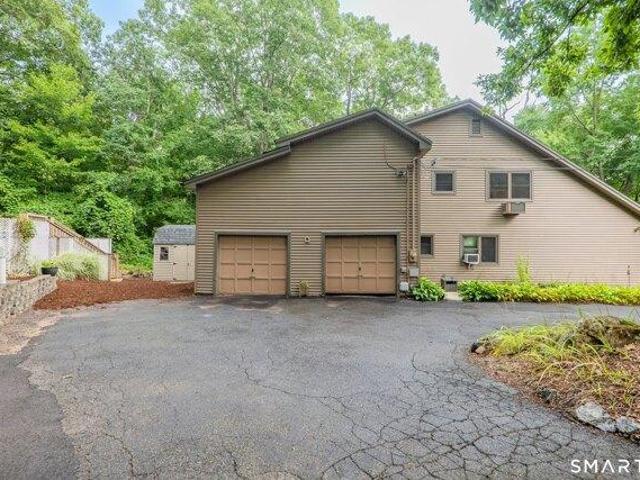 House for sale in Naugatuck, Connecticut