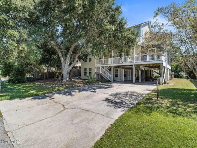 House for sale in Oak Island, North Carolina