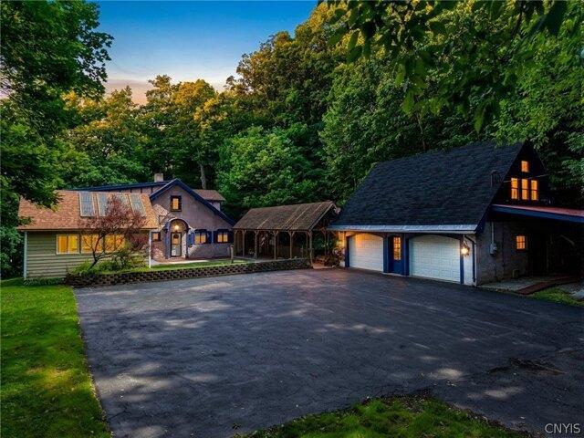 House for sale in Nedrow, New York