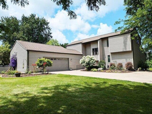 House for sale in Neenah, Wisconsin