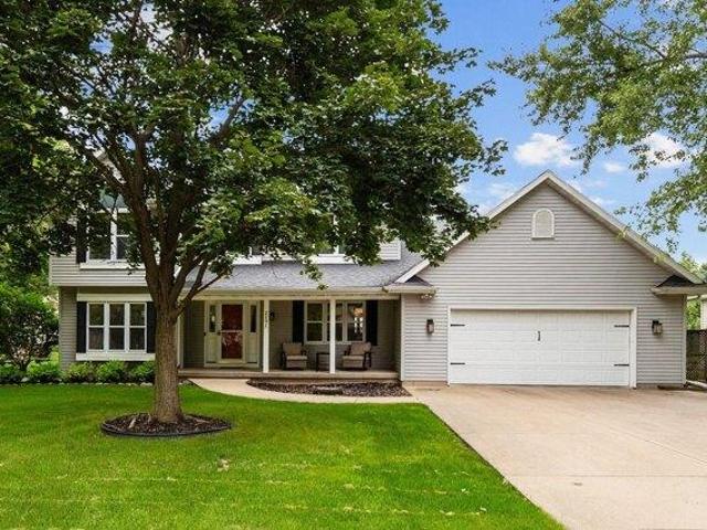 House for sale in Neenah, Wisconsin