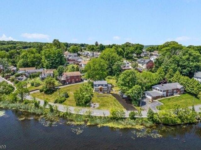House for sale in Netcong, New Jersey
