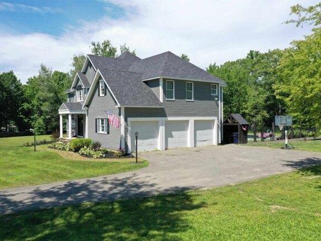 House for sale in New Hampshire