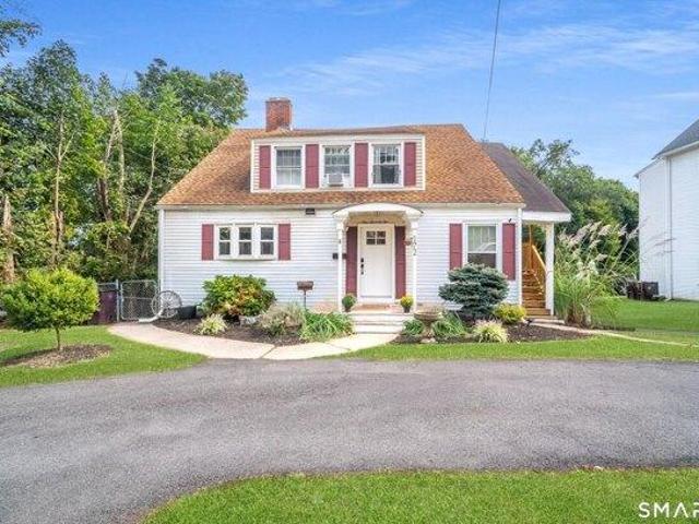 House for sale in Barrio Latino, New Britain
