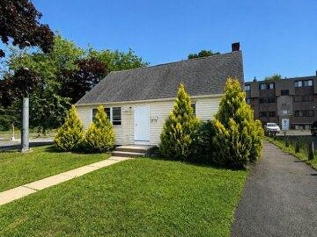 House for sale in New Britain, Capitol Planning Region