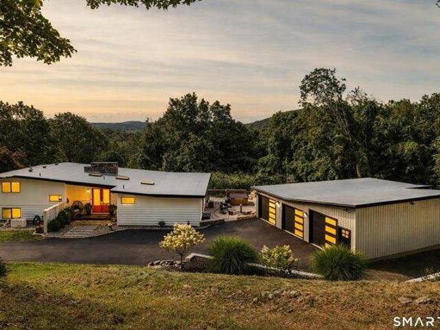 House for sale in New Fairfield, Connecticut