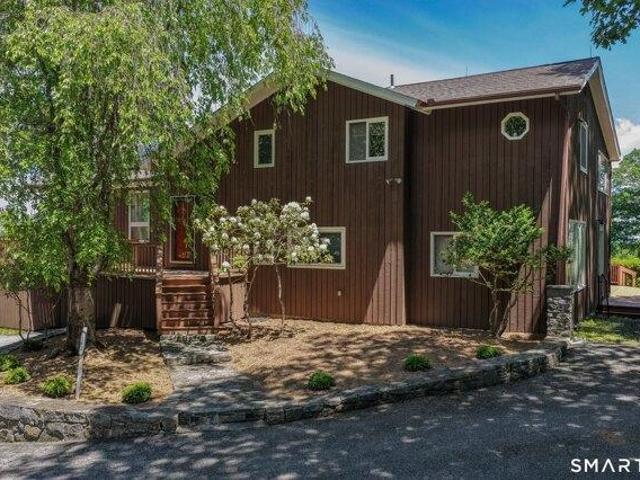 House for sale in New Fairfield, Connecticut
