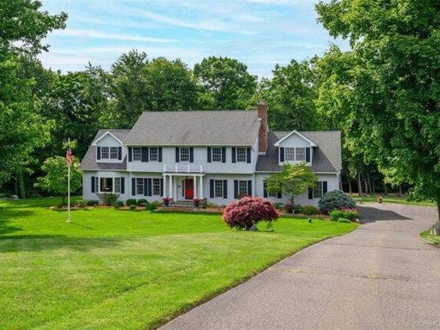 House for sale in New Fairfield, Connecticut