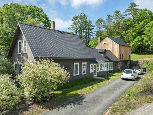 House for sale in New Hampshire