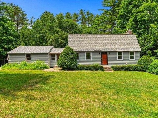 House for sale in New Hampshire
