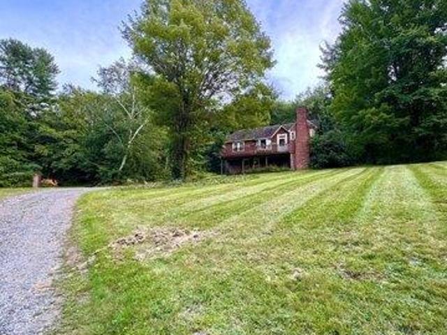 House for sale in Bakerville, New Hartford
