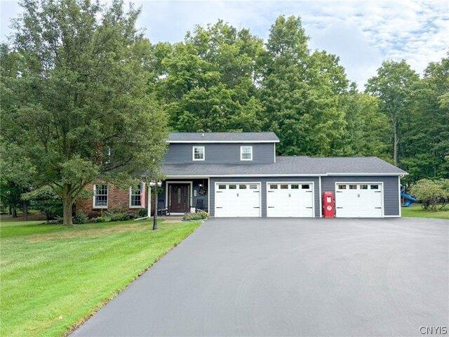House for sale in Oneida, New York