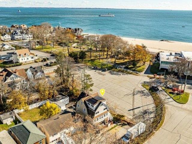 House for sale in New London, Connecticut