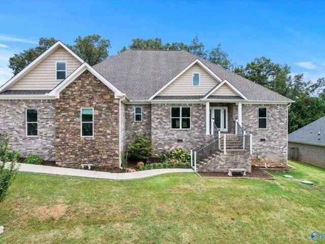 House for sale in New Market, Alabama