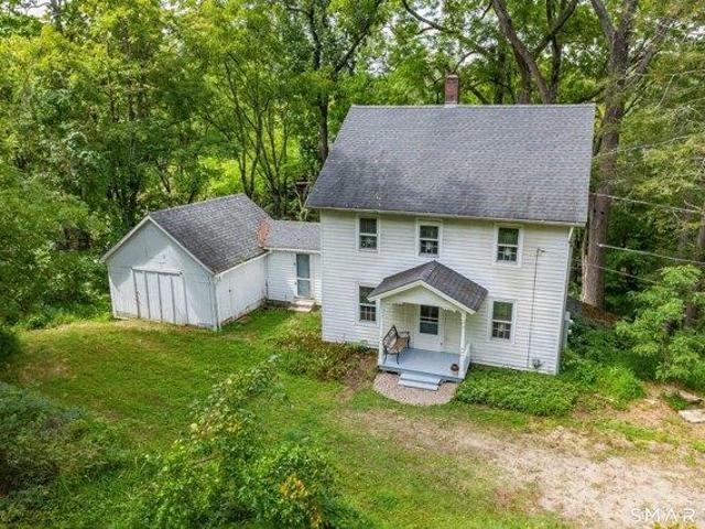 House for sale in Gaylordsville, Connecticut