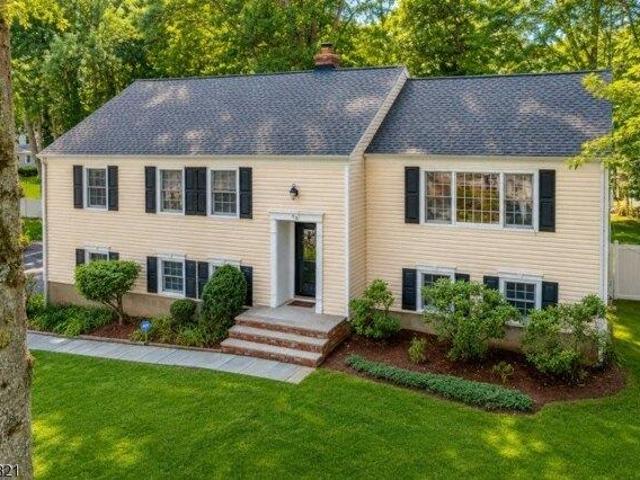House for sale in New Providence, New Jersey