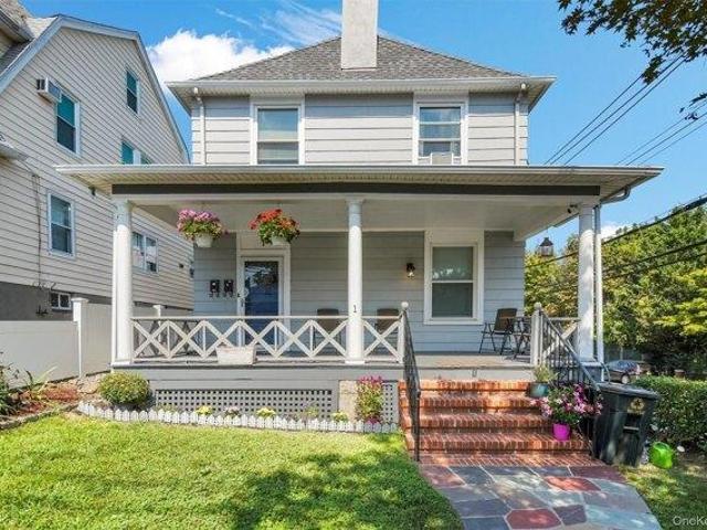 House for sale in New Rochelle, New York