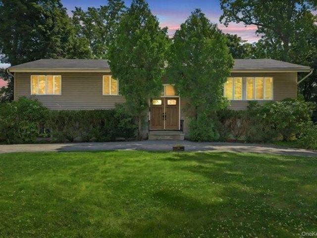 House for sale in New Rochelle, New York