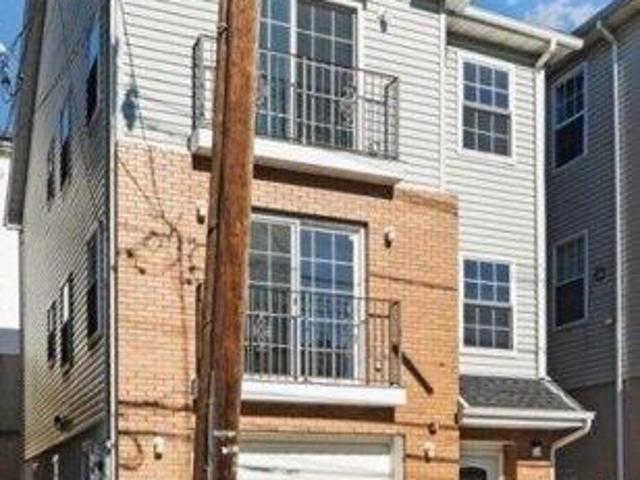 House for sale in Newark, New Jersey