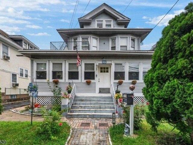 House for sale in Newark, Essex County