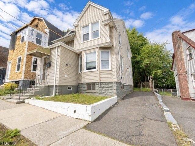 House for sale in Newark, New Jersey