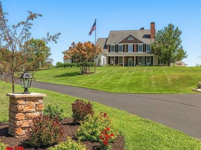 House for sale in New Hampshire