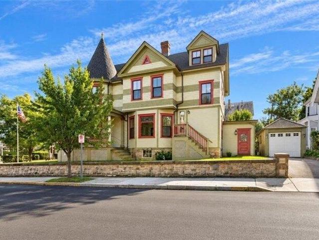 House for sale in Newport, Newport County