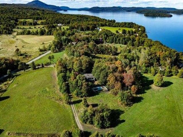 House for sale in Newport, Vermont