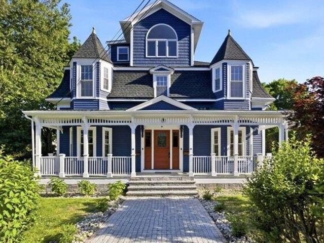 Condo for sale in Auburndale, Massachusetts