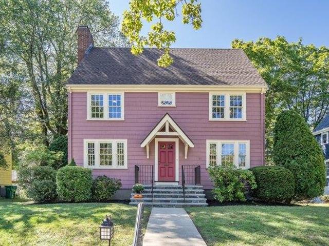 House for sale in Waban, Newton