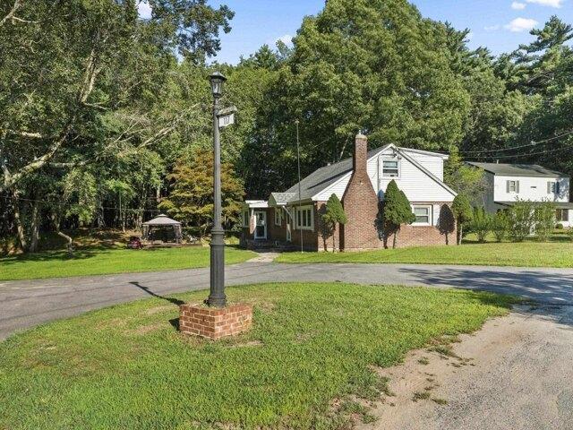 House for sale in New Hampshire
