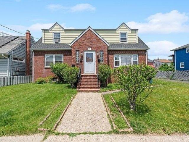 House for sale in North Arlington, New Jersey