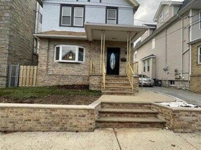 House for sale in Hudson, New Jersey