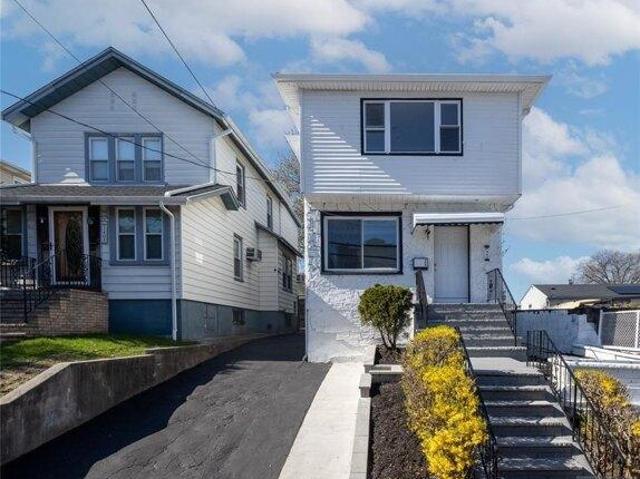 House for sale in Hudson, New Jersey