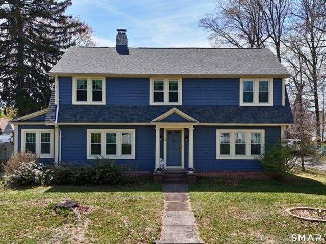 House for sale in North Haven, Connecticut