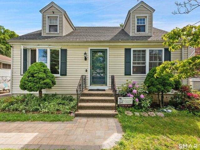 House for sale in North Haven, South Central Connecticut Planning Region